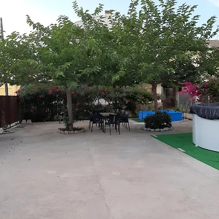 Casa Les Buganvilles Holiday home Deltebre