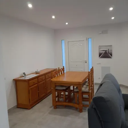 Holiday home Casa Les Buganvilles Deltebre